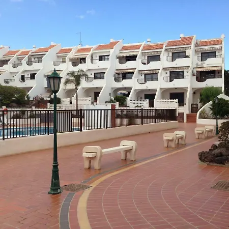 New Cozy Flat With Pool In Amazing Place..! Appartamento